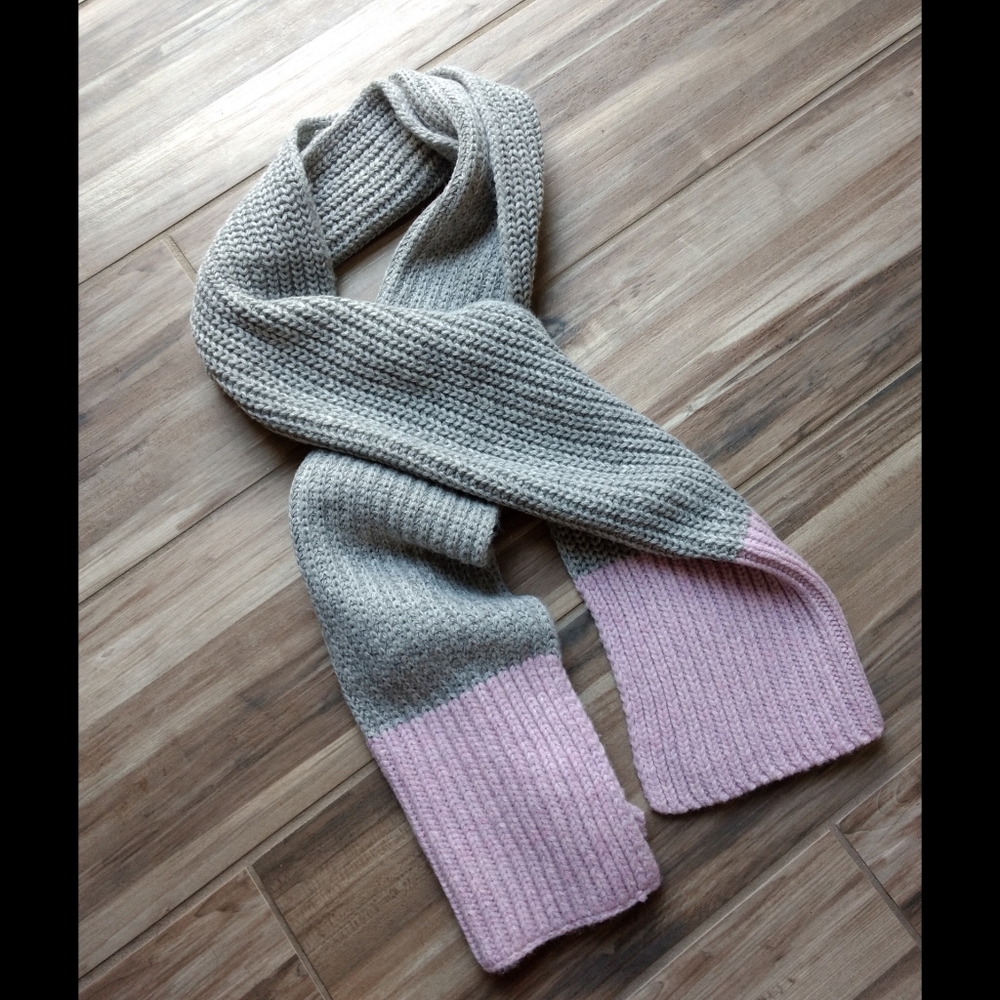 Gap Knit Scarf NWT Ribbed Colorblock Grey Pink